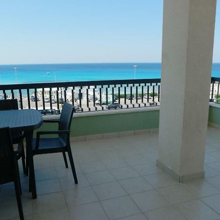 Attico Galilei Fronte Mare By Salentoville Gallipoli Extérieur photo