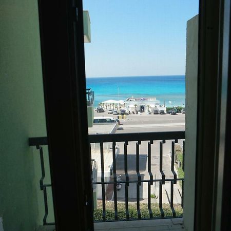 Attico Galilei Fronte Mare By Salentoville Gallipoli Extérieur photo